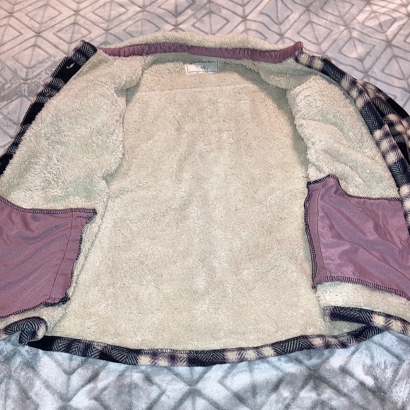 New with tags Leehanton woman’s plaid flannel jacket. Size M - Picture 4 of 7